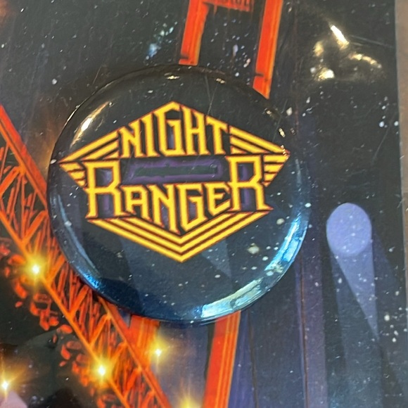NIGHT RANGER - SET OF 4 UNOPENED BAND PINS - MUST FOR THE NR FAN!!! - Picture 4 of 8
